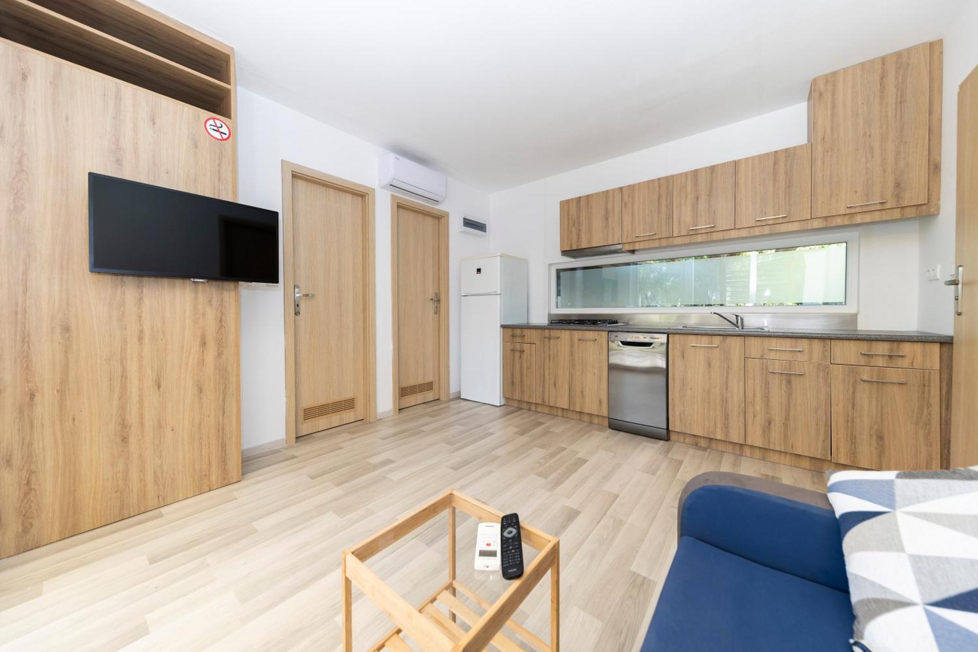 Mobile Houses Selce Luaran gambar