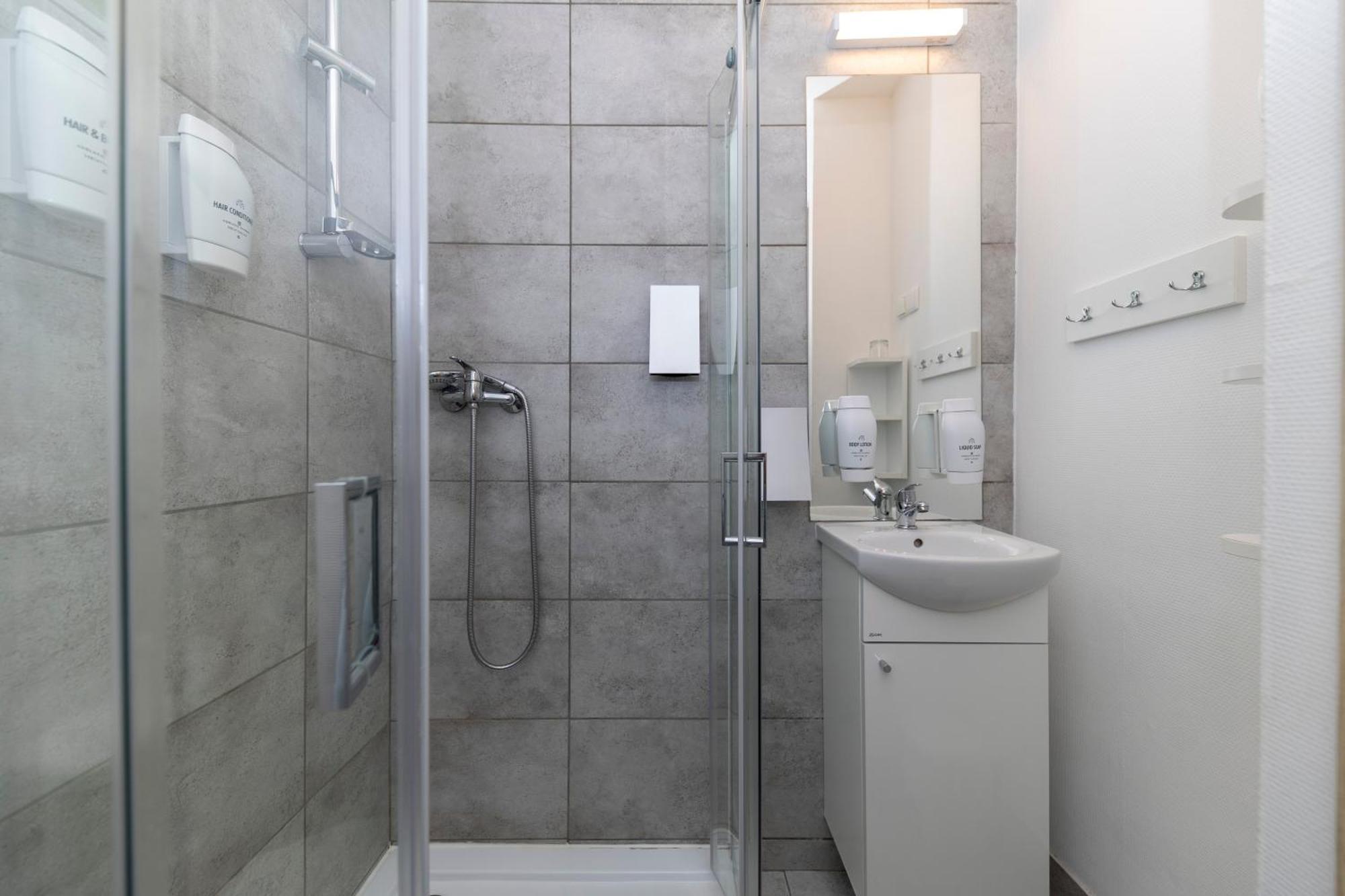 Mobile Houses Selce Luaran gambar