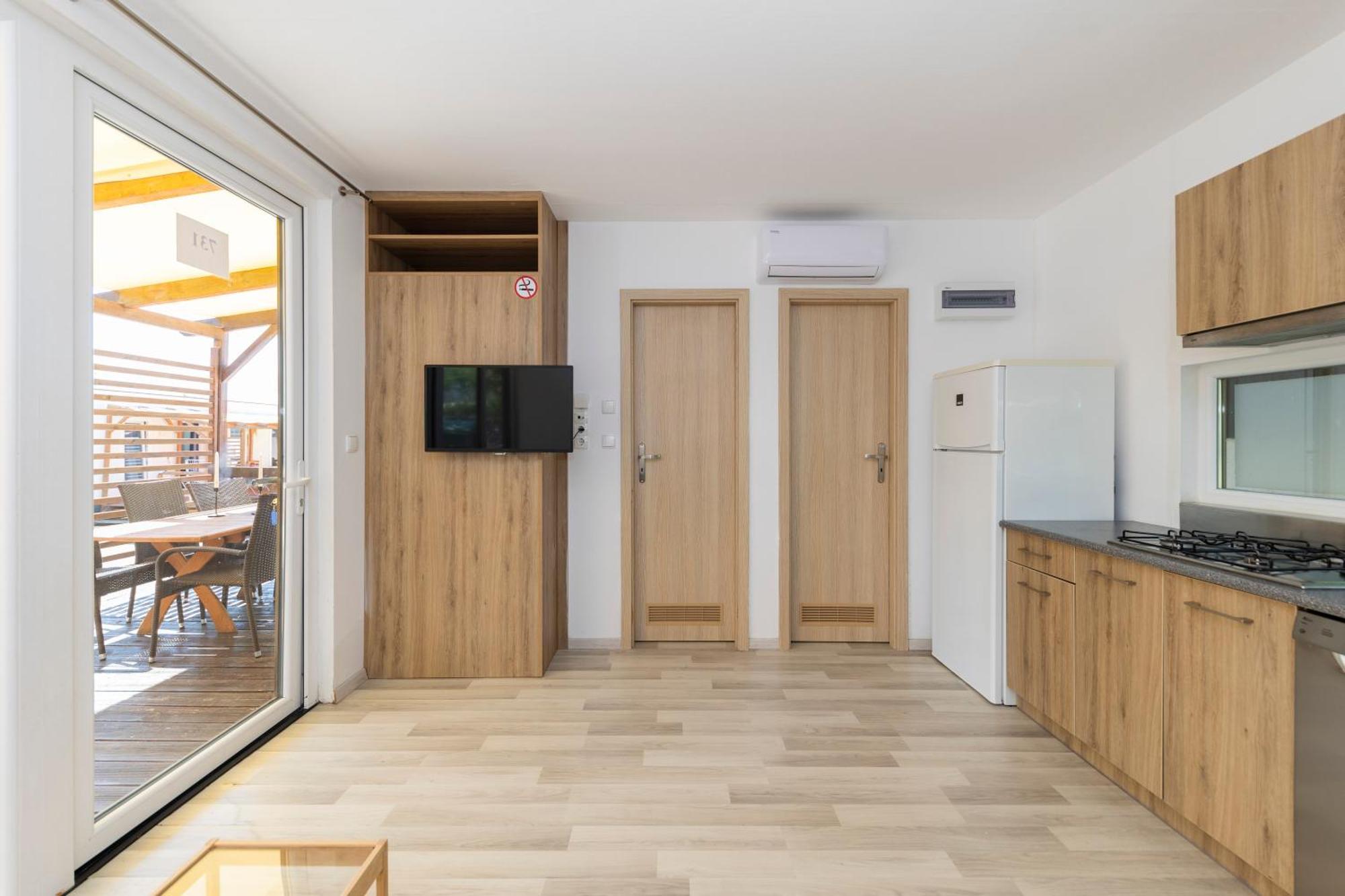 Mobile Houses Selce Luaran gambar